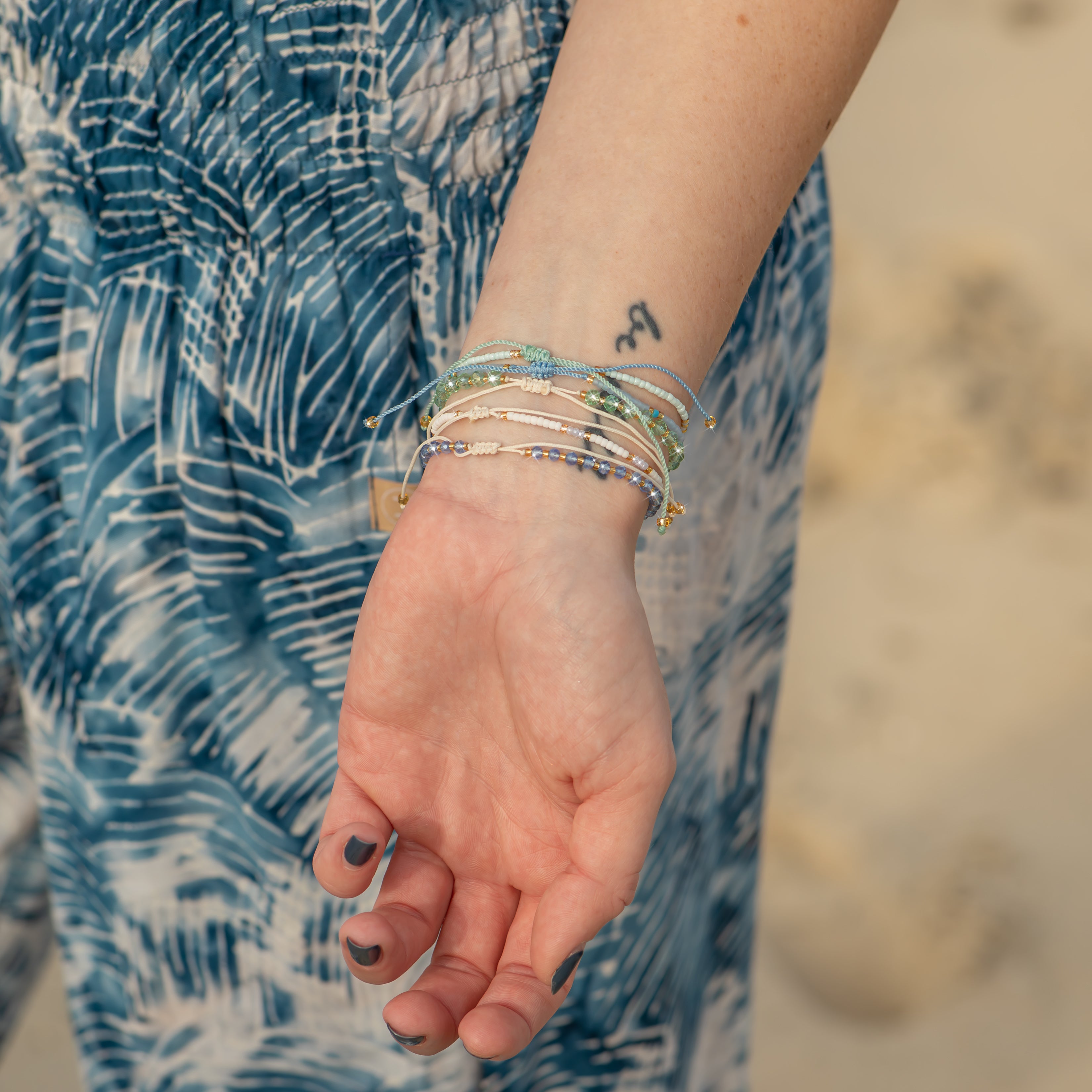 Golden Wave Beaded String Bracelet