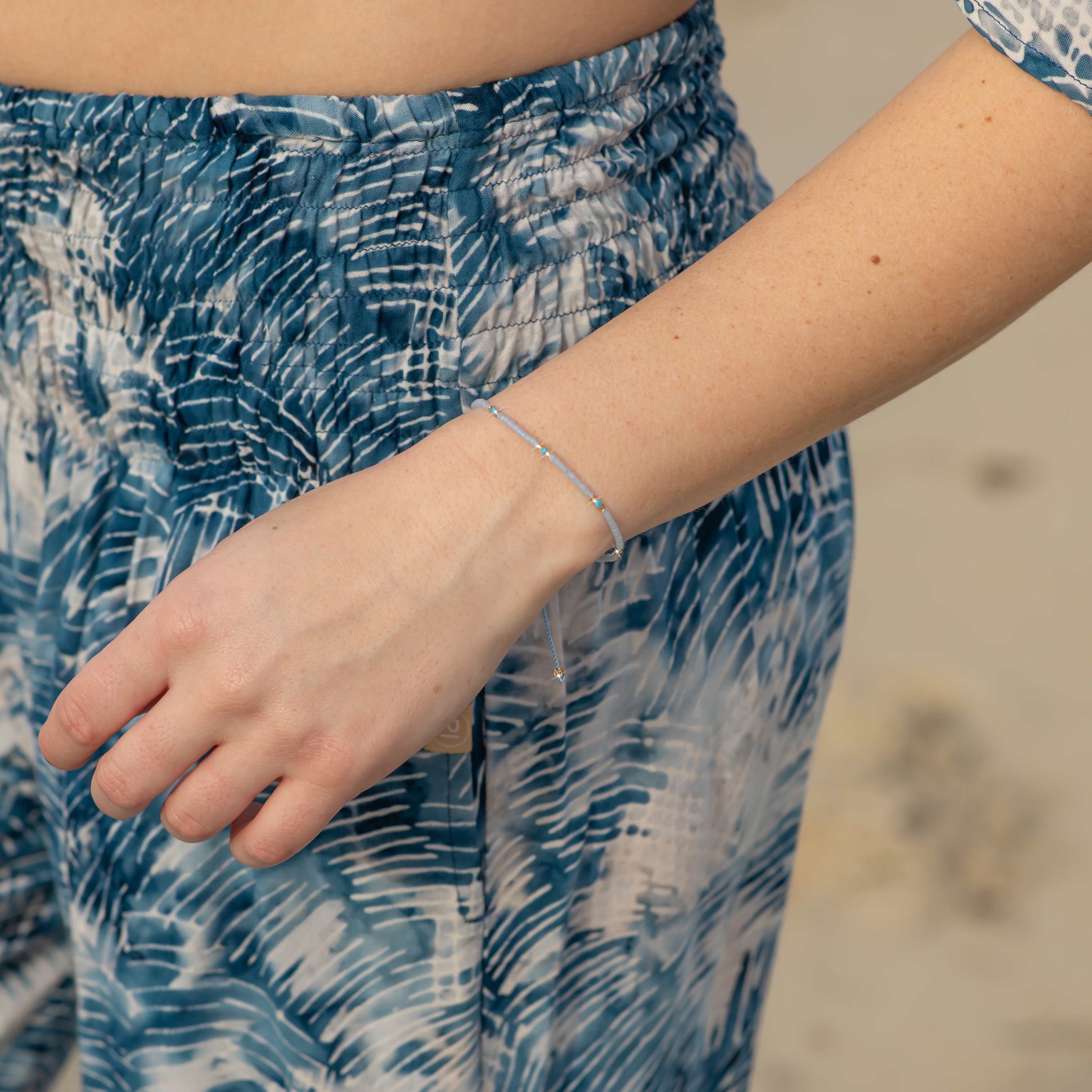 Golden Wave Beaded String Bracelet