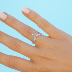 Goddess Fingers Ring